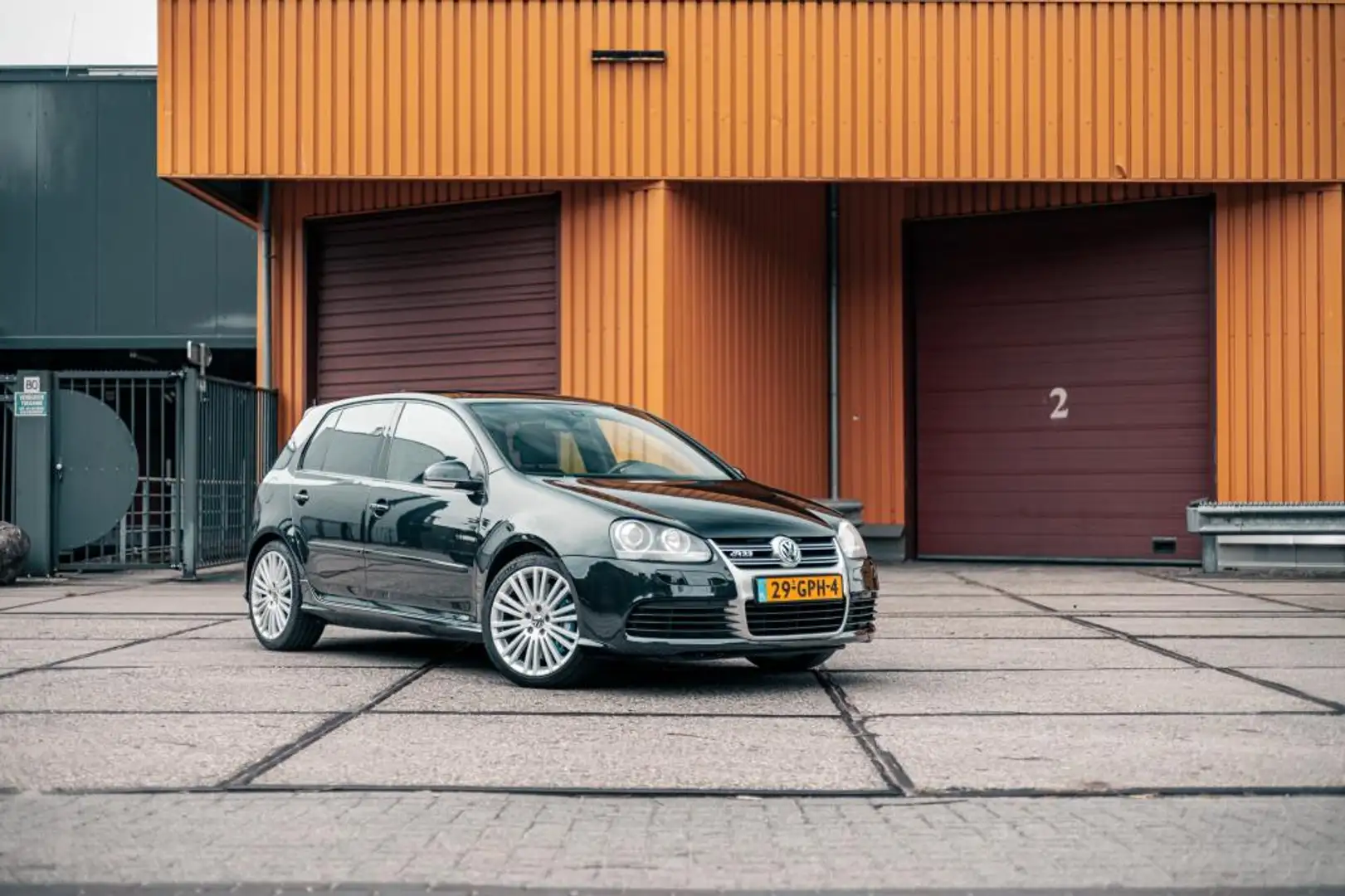 Volkswagen Golf 3.2 R32 | Orig. NL | Volledig Onderhouden Noir - 2