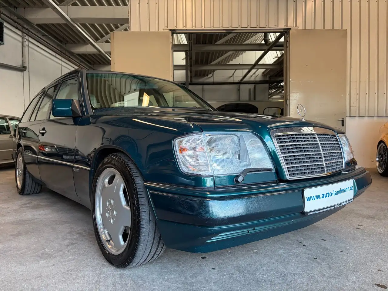 Mercedes-Benz E 280 T-Modell Automatik "Sportline" H-ZULASSUNG, foto 2