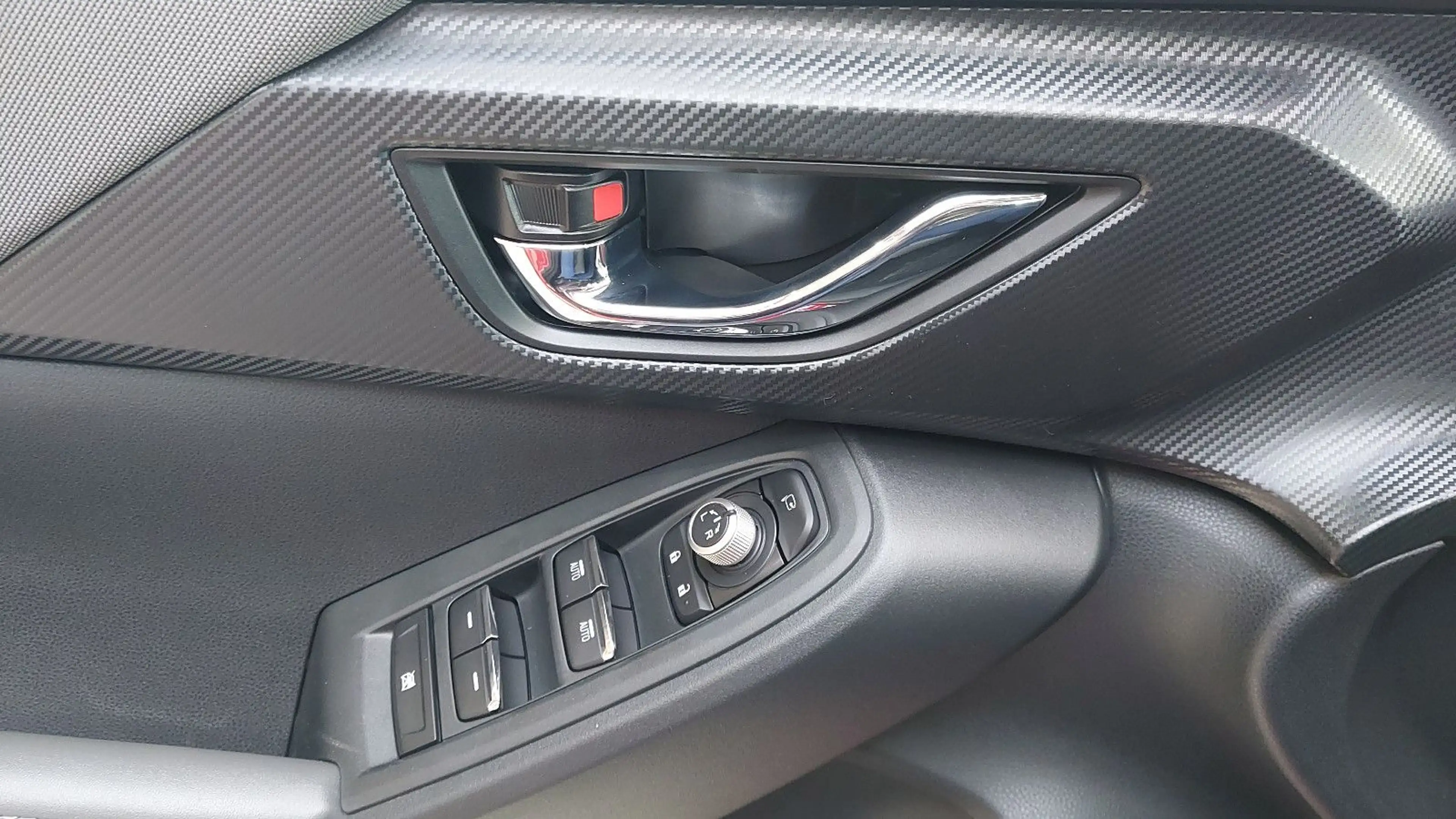Subaru Crosstrek — photo 13