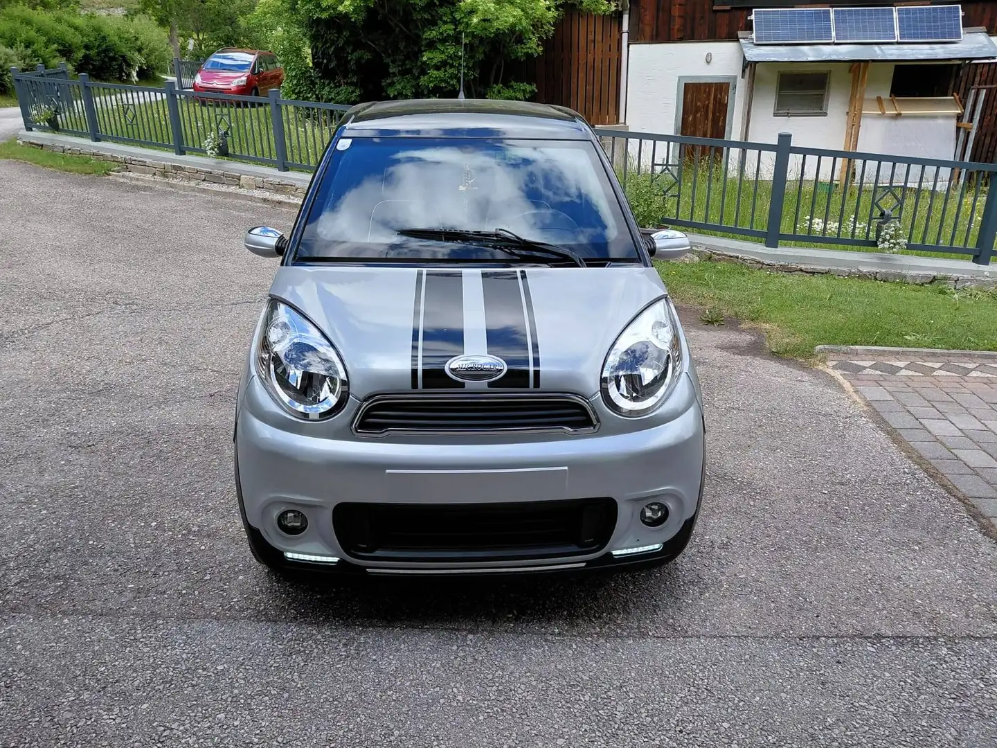 Microcar M8 dci Weiß - 2