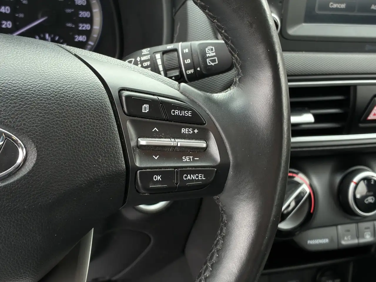 Hyundai KONA снимка Hyundai KONA