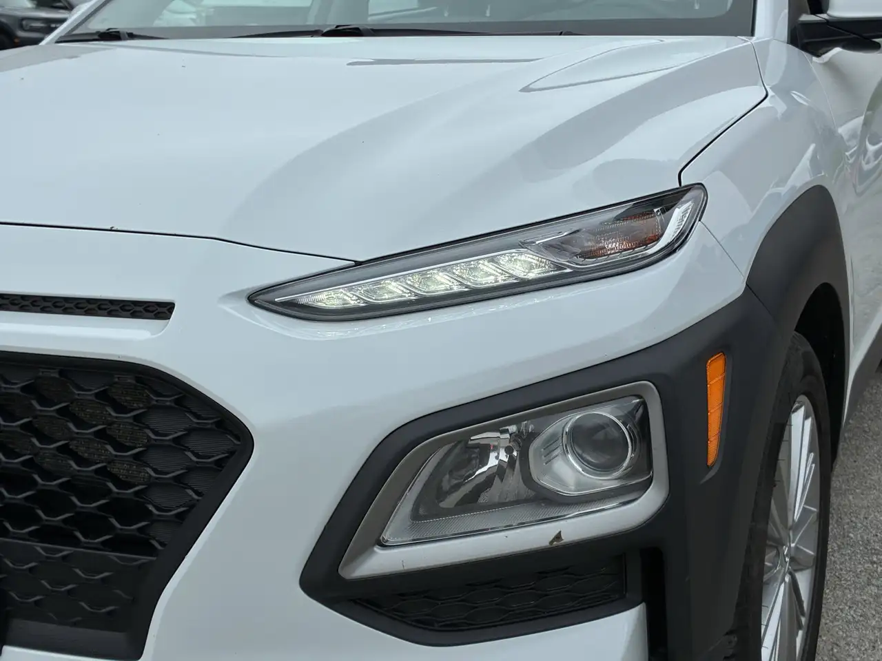 Hyundai KONA снимка Hyundai KONA