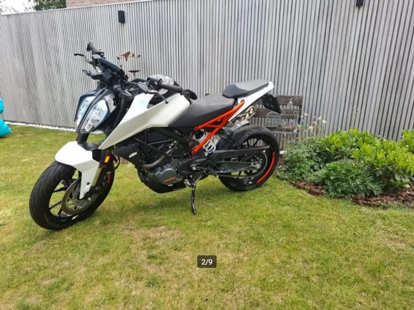 KTM 125 Duke Blanc - 2