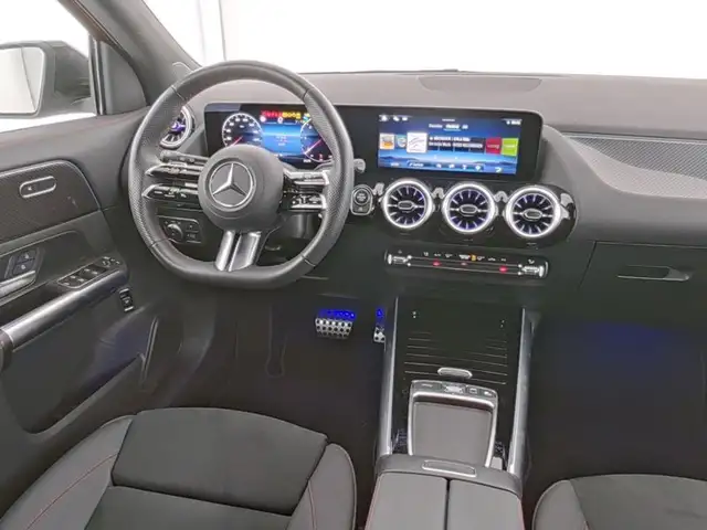Mercedes-Benz GLA 220 d 4MATIC AMG Line AUT KlimaA LM PDC Ansicht 10