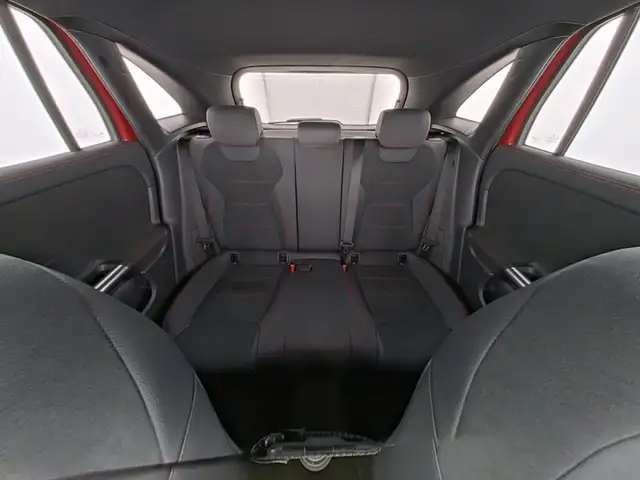 Mercedes-Benz GLA 220 d 4MATIC AMG Line AUT KlimaA LM PDC Ansicht 7