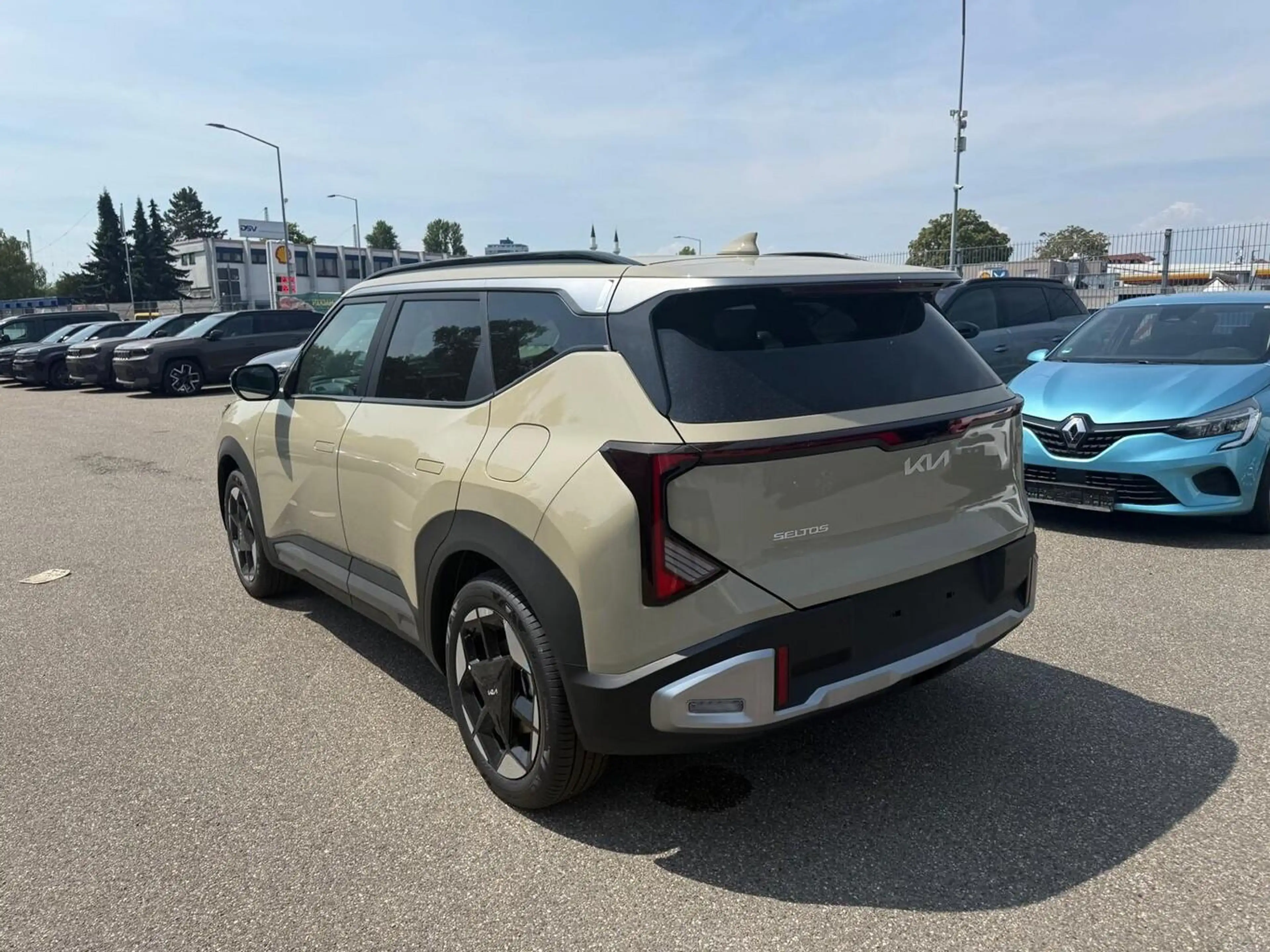 Kia Seltos DCT Vision DesignP SHZ ACC Carplay Keyl 132 kW ... — photo 5