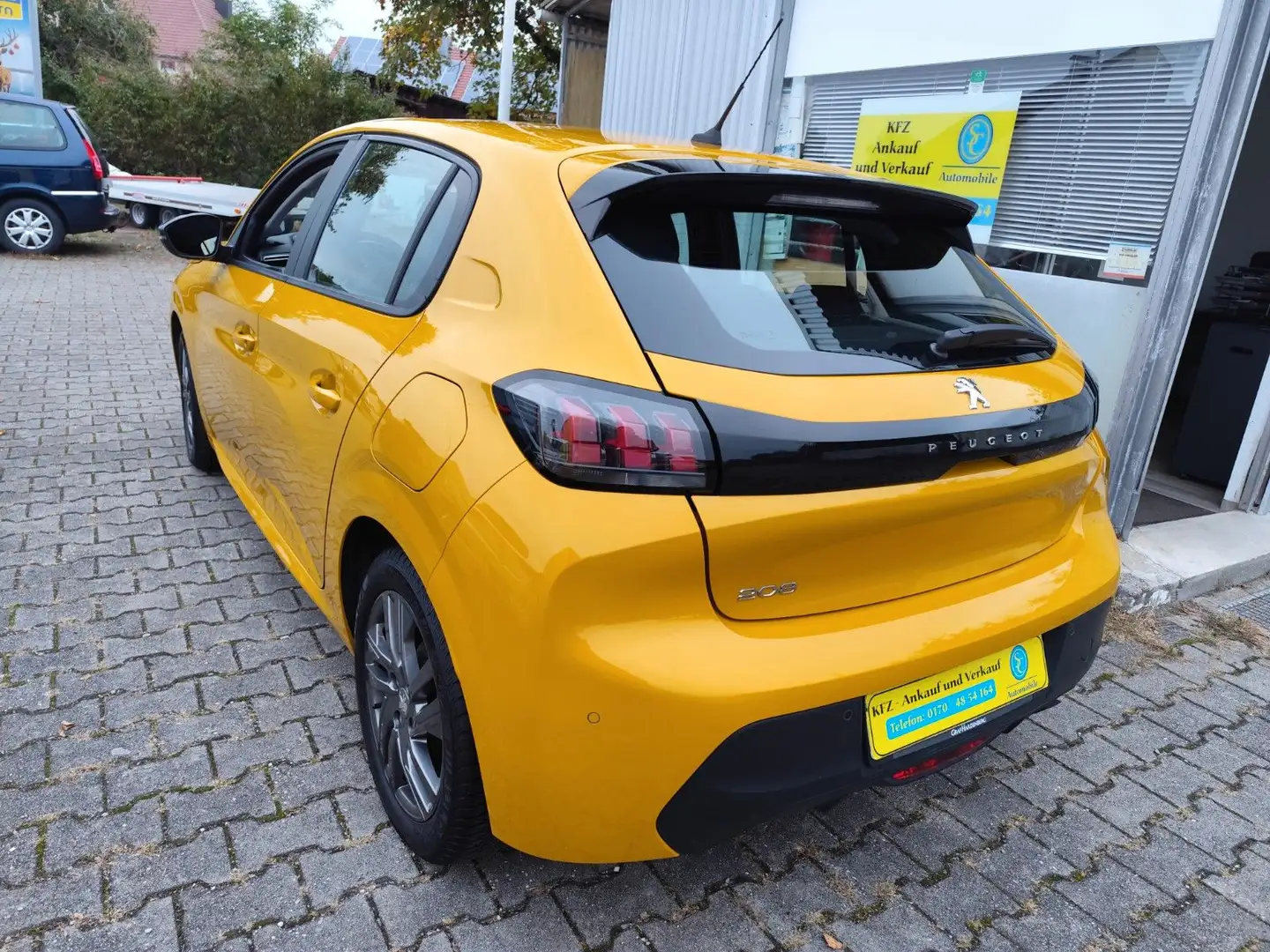 Peugeot 208 Active Pack Led Pdc Alu Gelb - 2