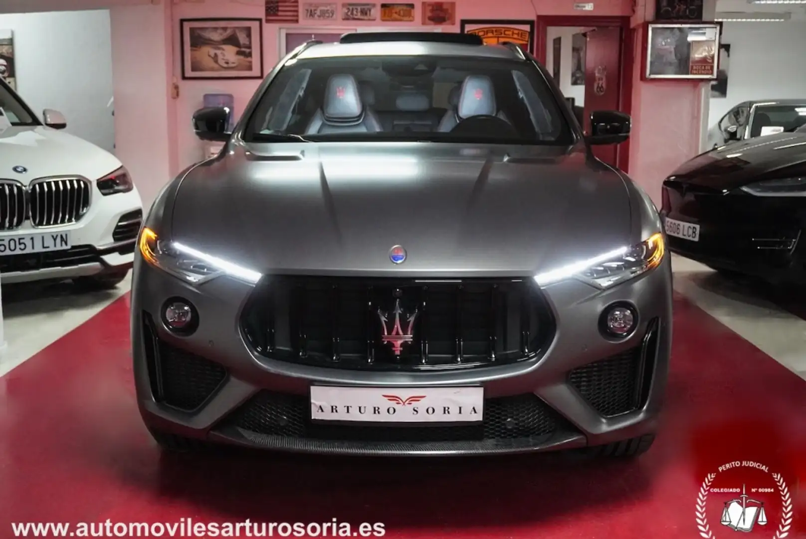 Maserati Levante 580 Trofeo Aut. Grau - 2