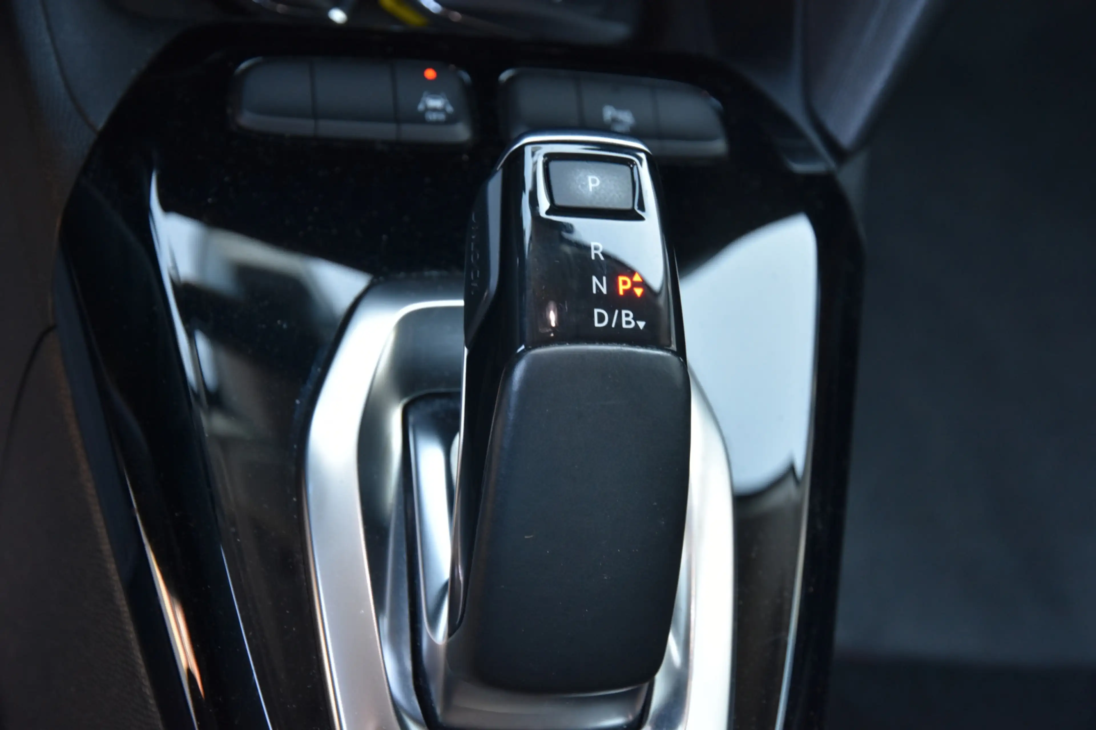 Opel Corsa-e Elegance 50 kWh | SOH 93,1% — photo 18