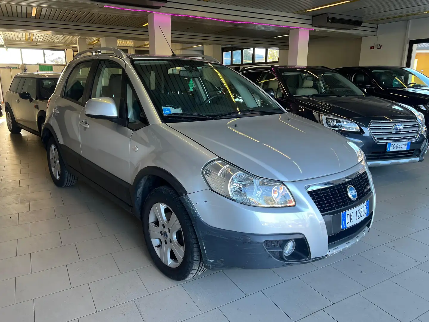 Fiat Sedici Sedici 1.9 mjt Emotion 4x4 120cv Zilver - 1
