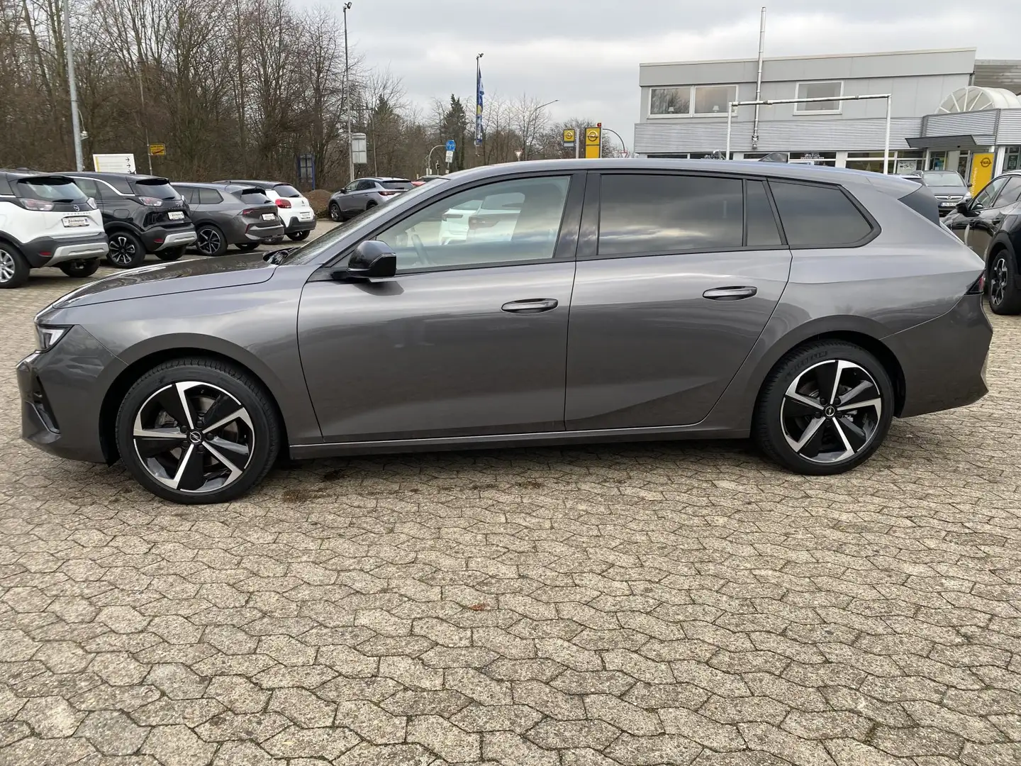 Opel Astra GS ST NAVI/SHZ+LHZ/PDC vo+hi+360Cam/LED Grau - 2