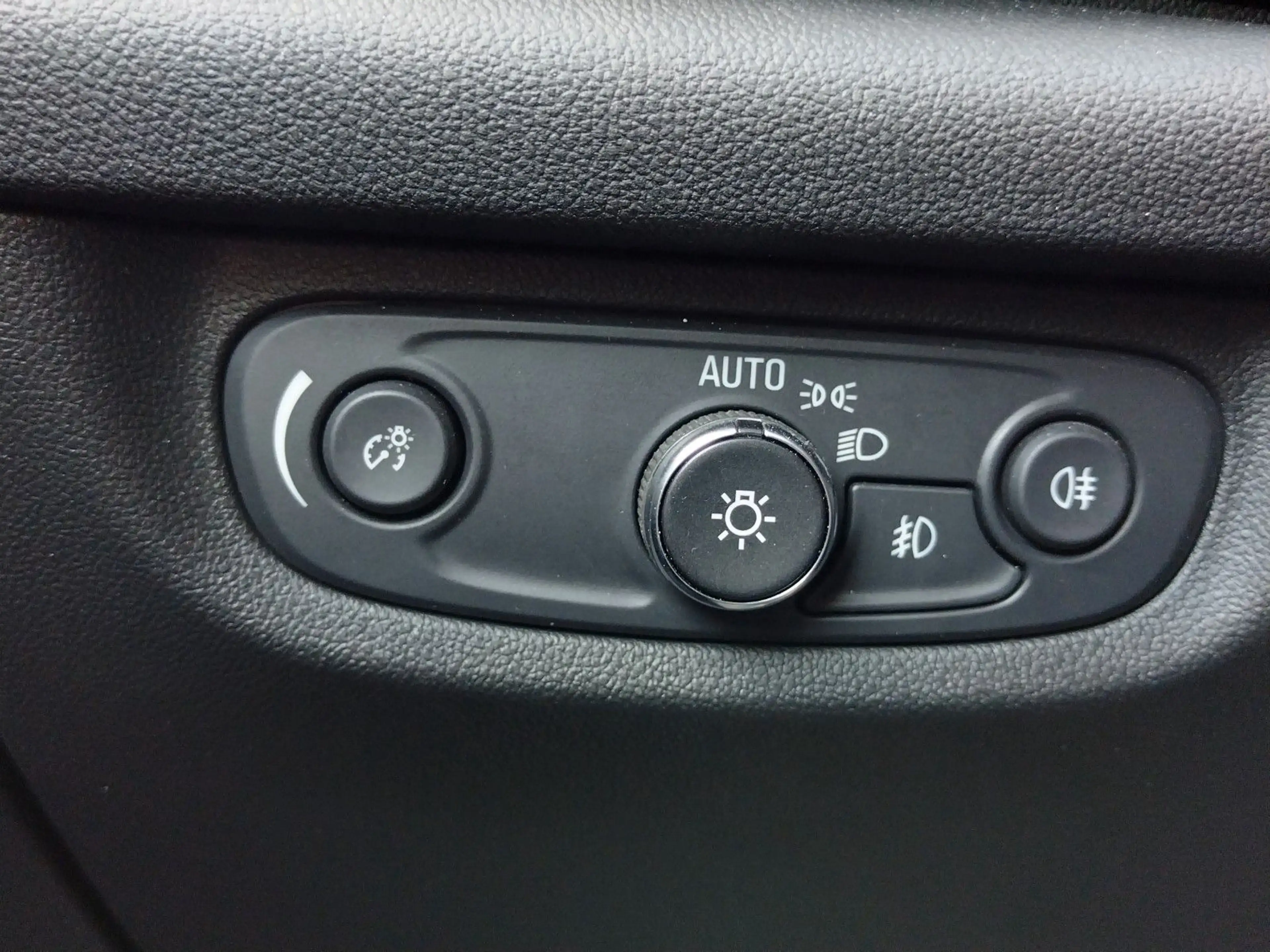 Opel Insignia B Sports Tourer Dynamic+NAVI+CAM+LED — photo 20
