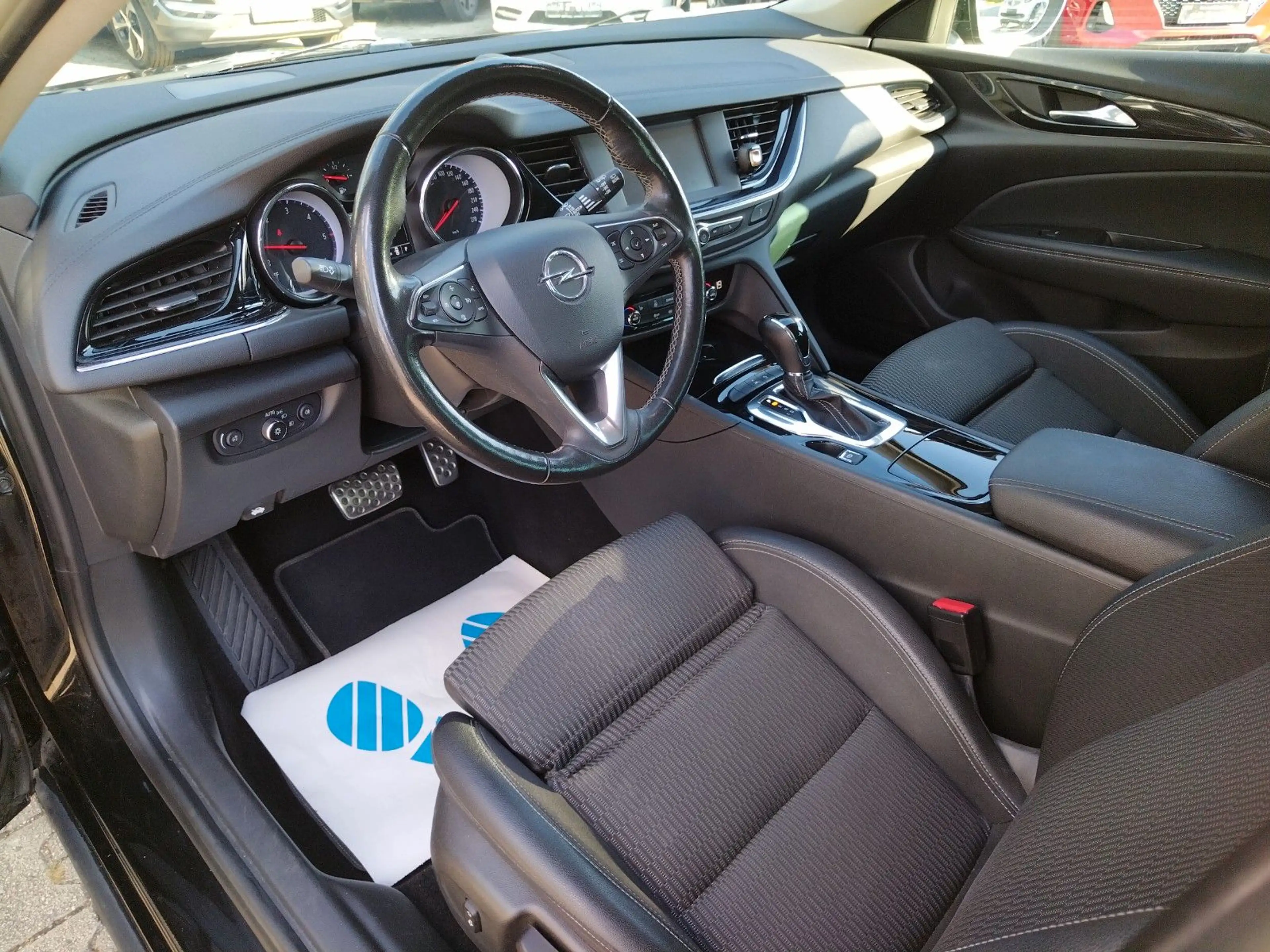 Opel Insignia B Sports Tourer Dynamic+NAVI+CAM+LED — photo 11
