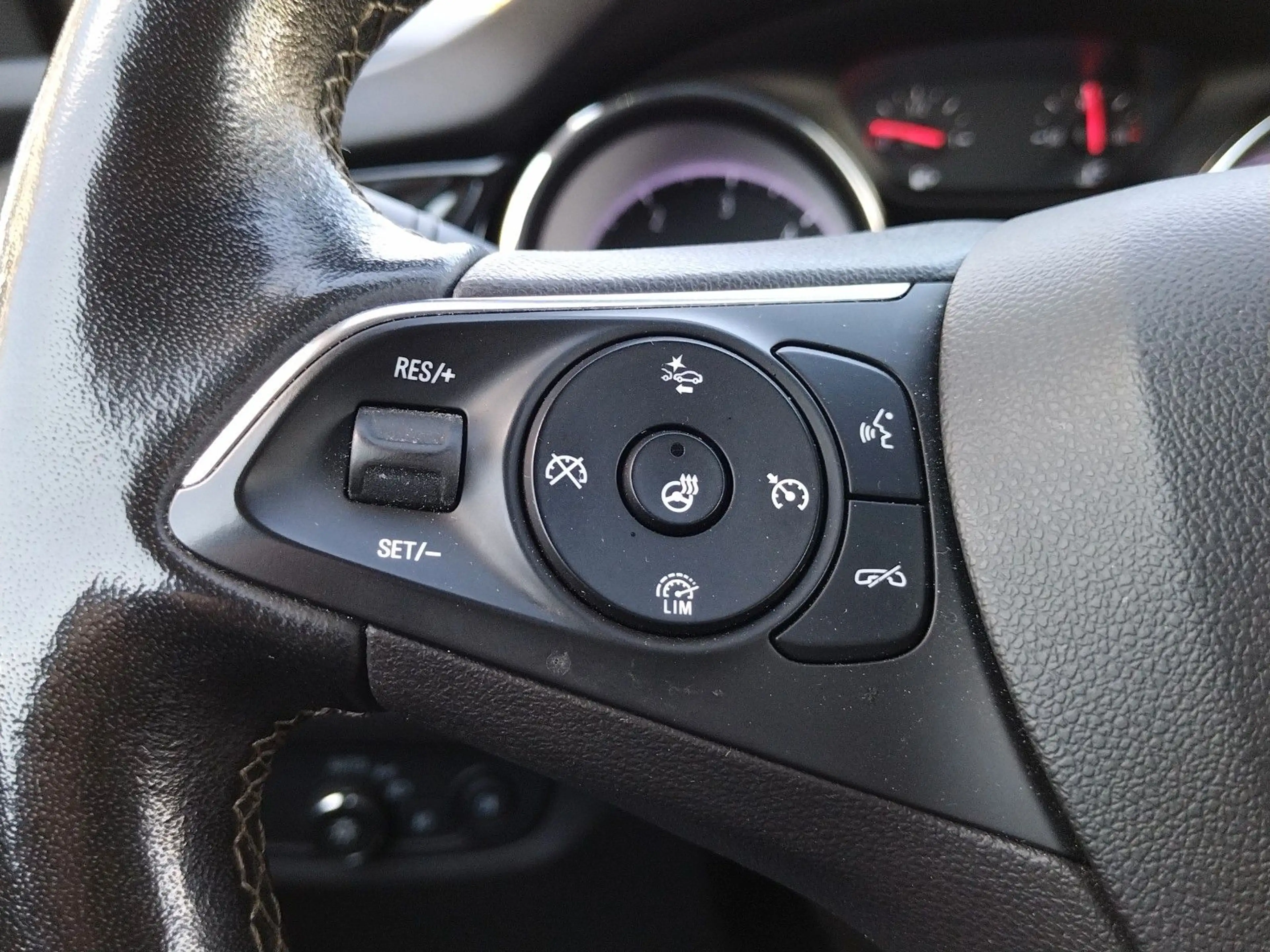 Opel Insignia B Sports Tourer Dynamic+NAVI+CAM+LED — photo 21