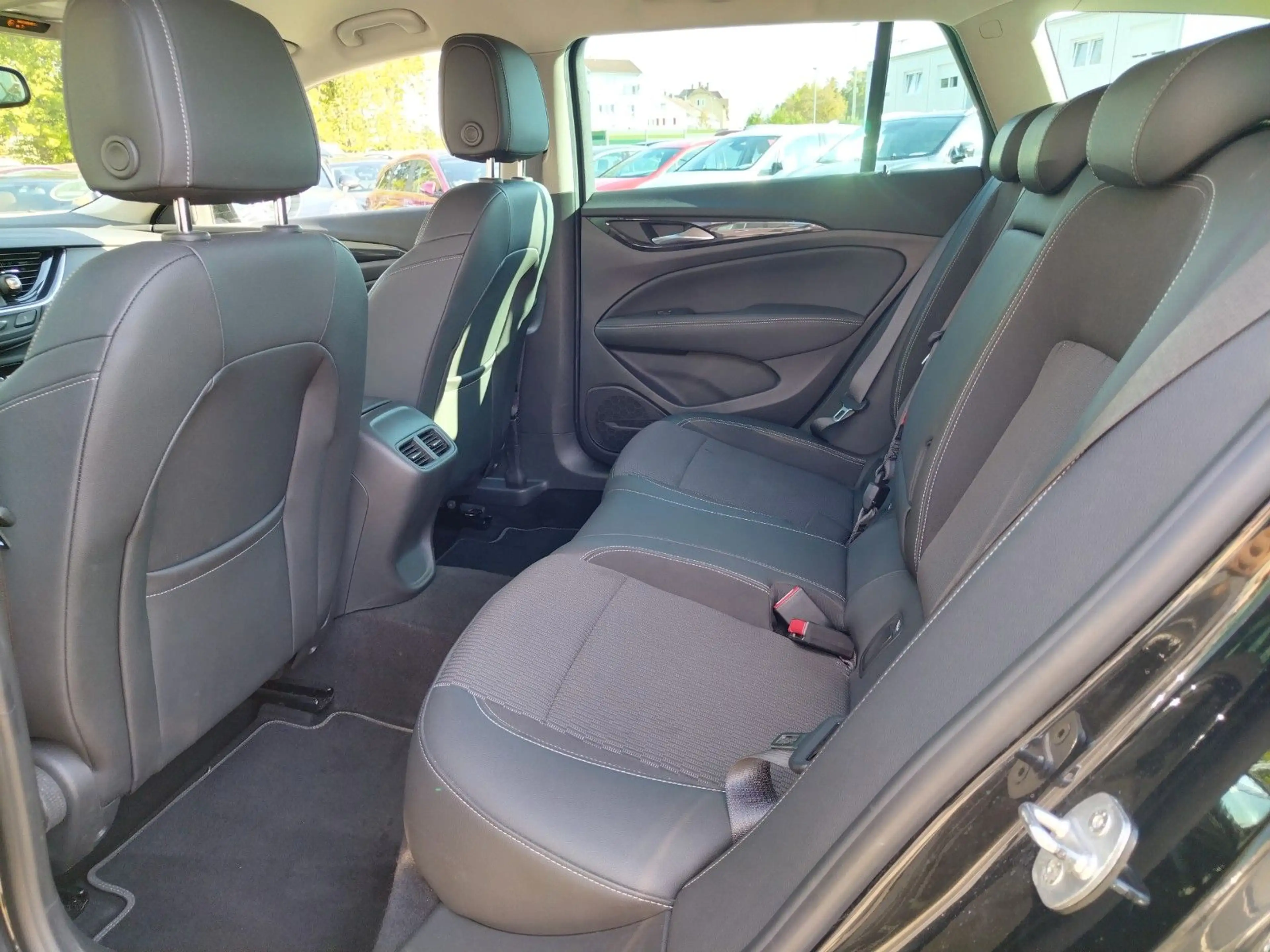 Opel Insignia B Sports Tourer Dynamic+NAVI+CAM+LED — photo 12