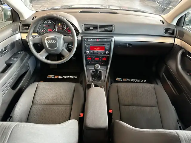 Audi A4 view 6