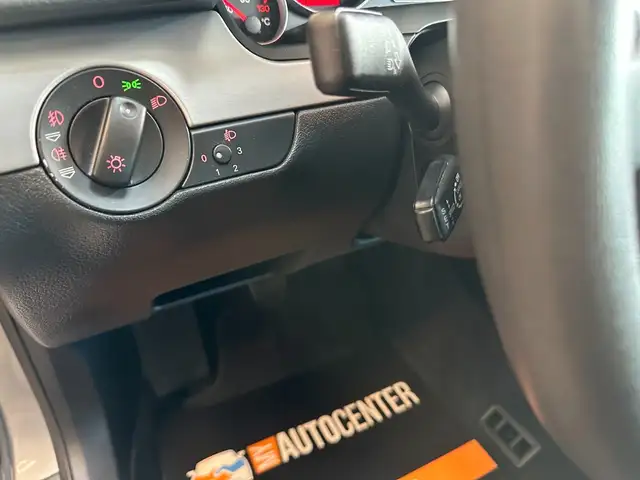 Audi A4 view 10