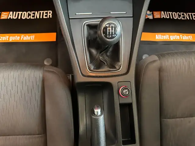 Audi A4 view 12