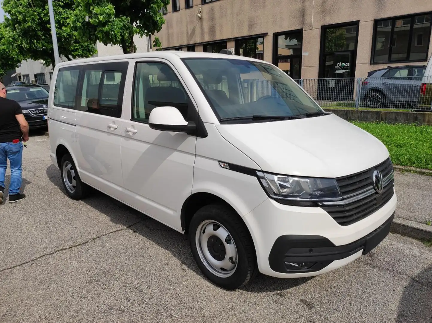 Volkswagen Transporter 2.0 TDI 150CV DSG PC Furgone Blanco - 1