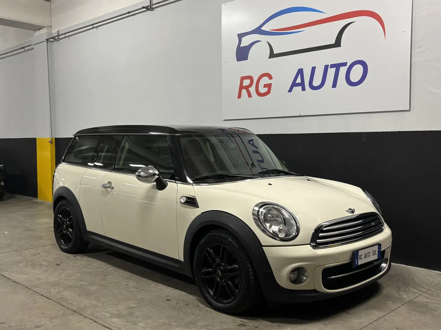 MINI Cooper D Clubman 1.6 Pepper Beige - 1