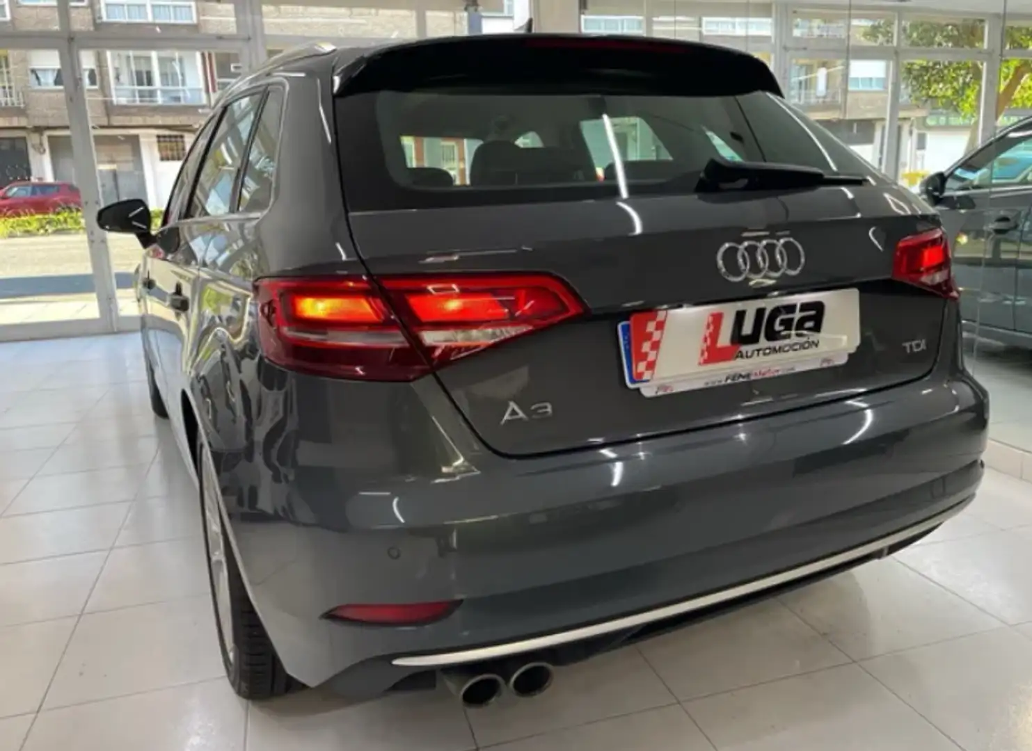 Audi A3 Sportback 2.0TDI 110kW - 2
