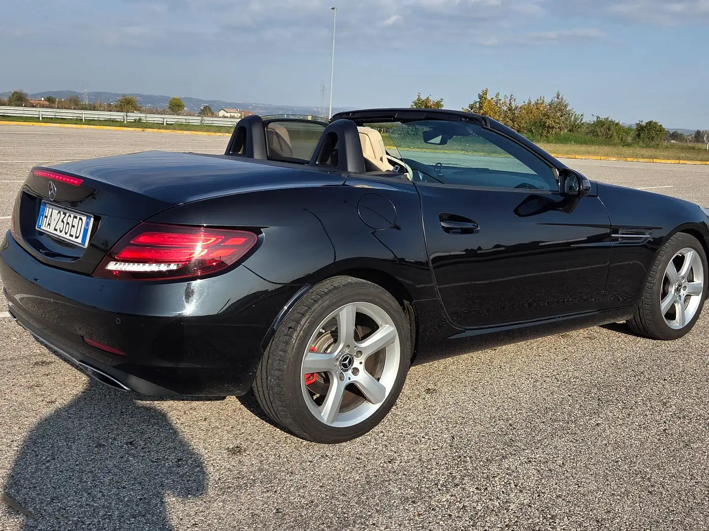 Mercedes-Benz SLC 250 Slc amg Noir - 1