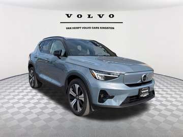 Plus|Retired Courtesy Car|Low KMs|3.99% financing 24 mths OAC, 2.99% Volvo Loyalty|CPO warranty with unlimited kms