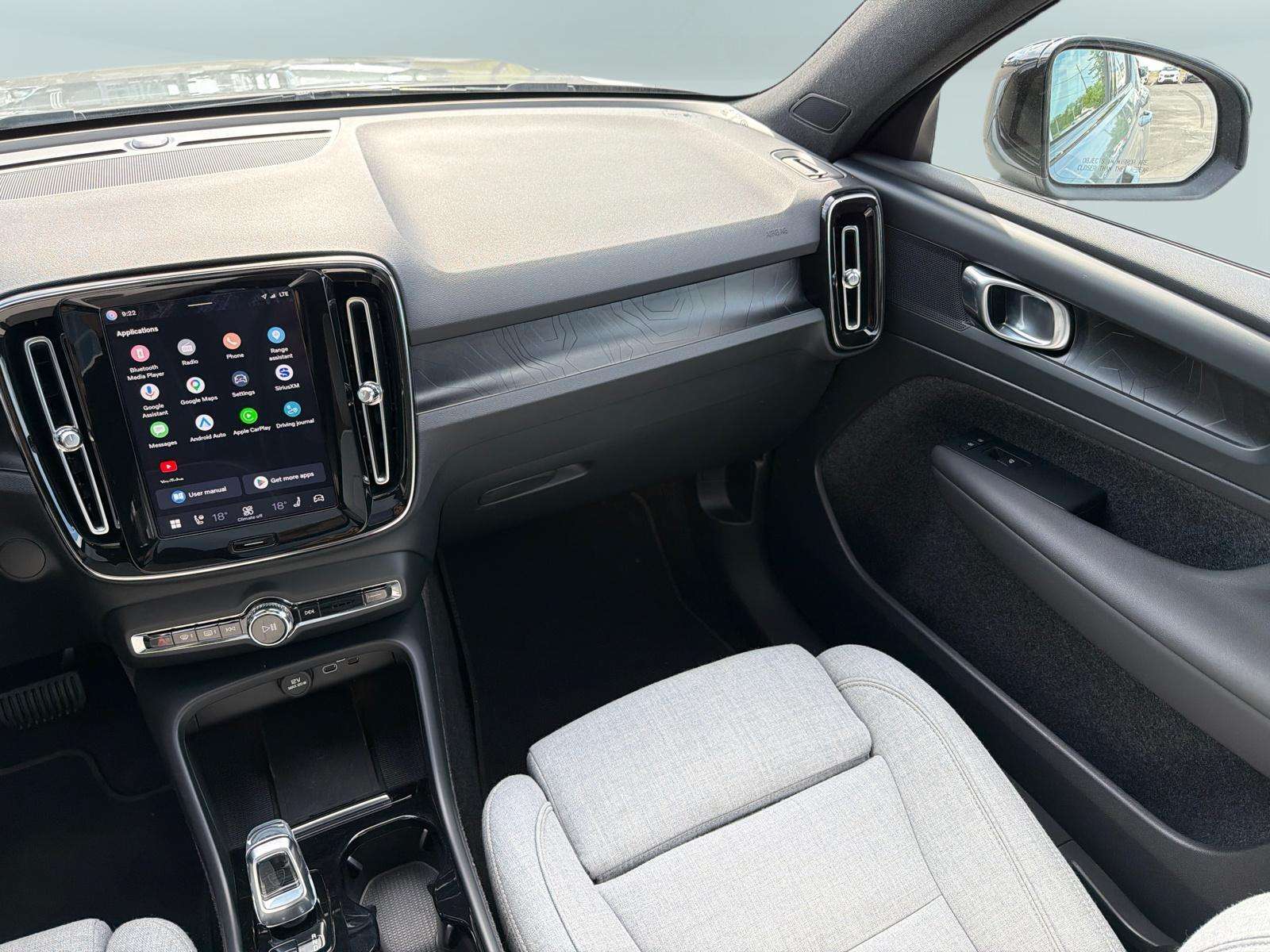 2023 Volvo XC40 Plus|Retired Courtesy Car|3.99% financing 24 mths thumb 27