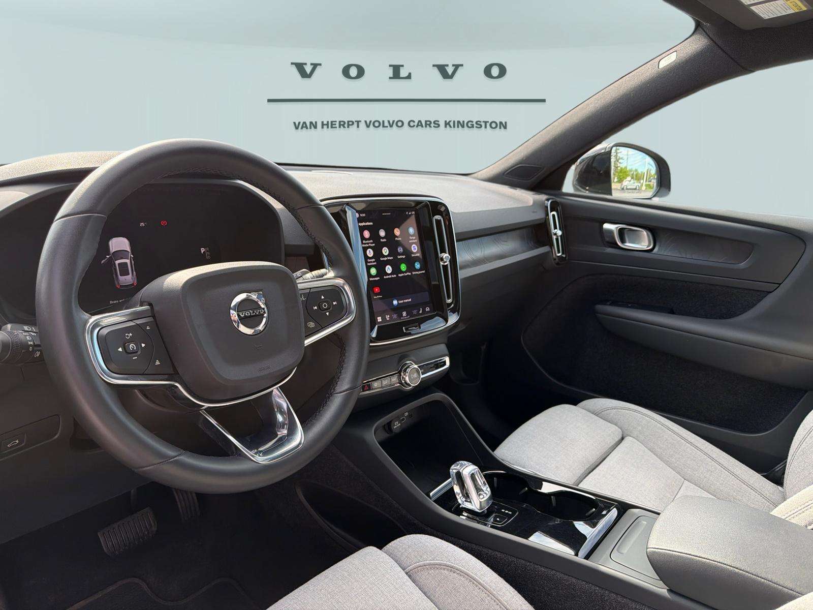 2023 Volvo XC40 Plus|Retired Courtesy Car|3.99% financing 24 mths thumb 11