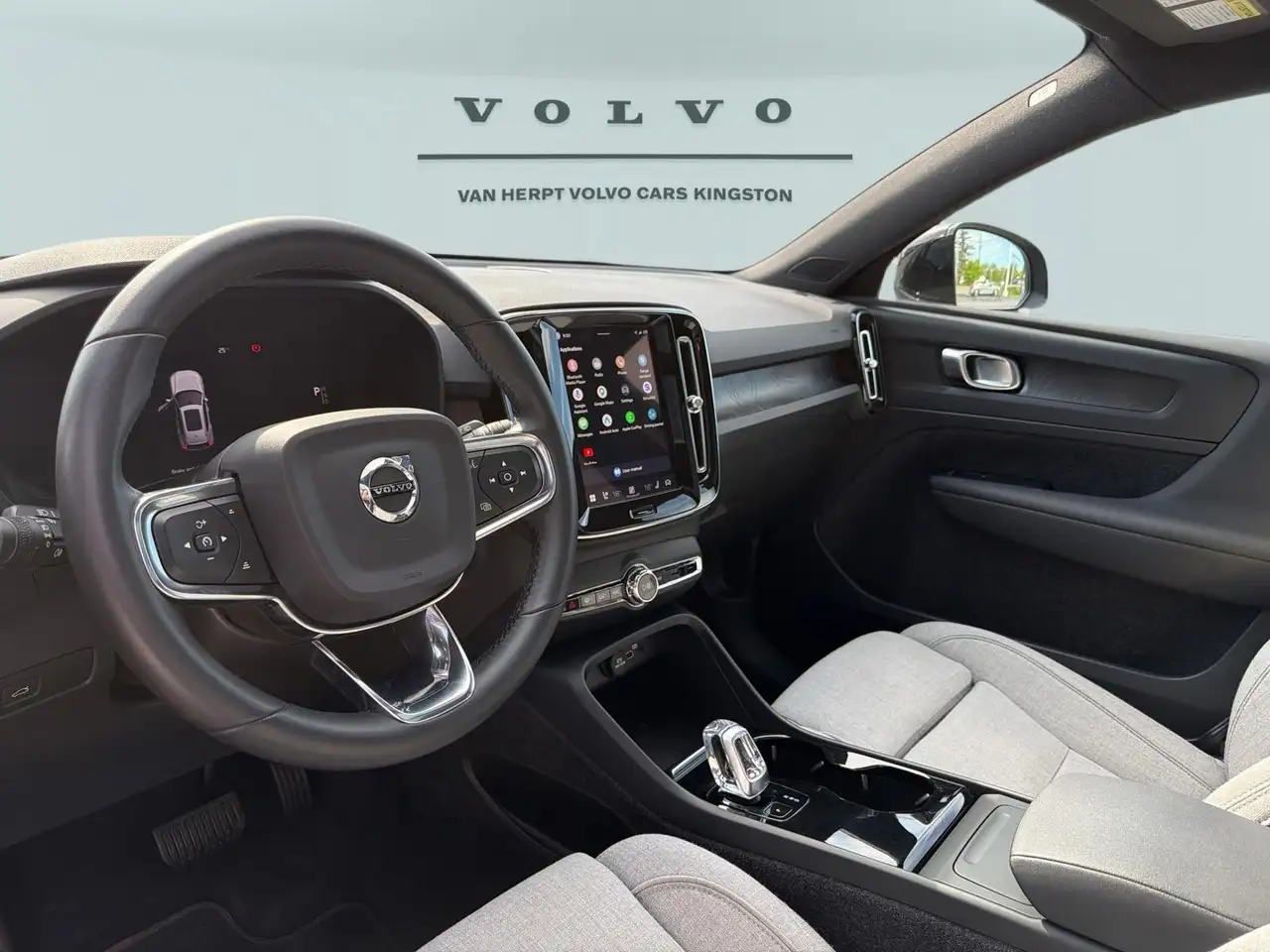 Volvo XC40 снимка Volvo XC40