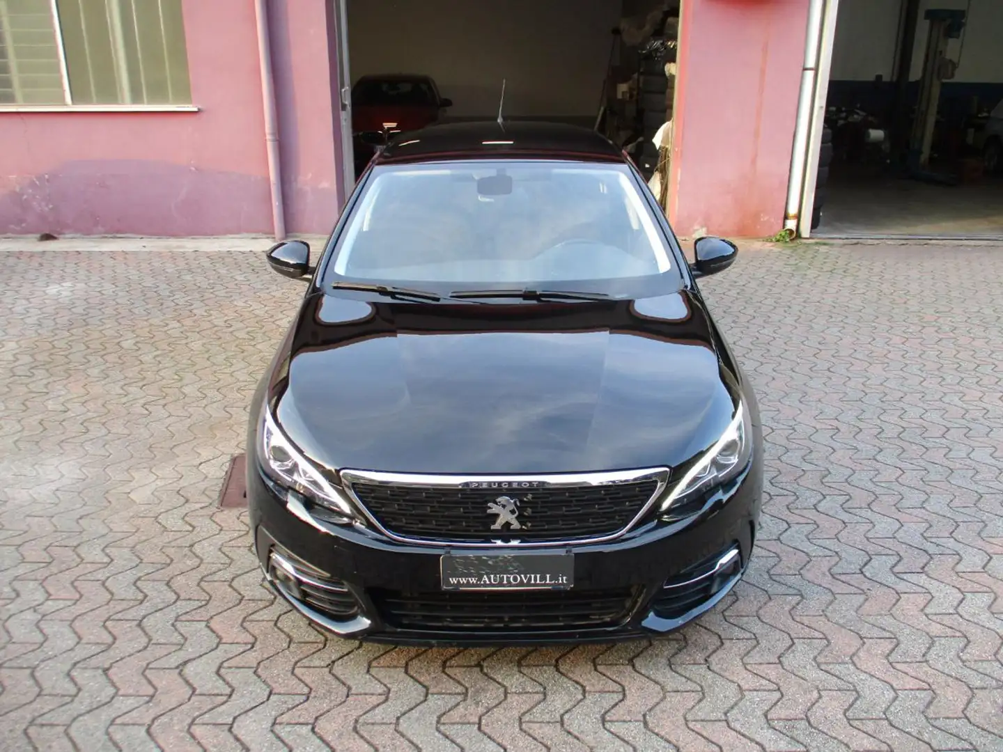 Peugeot 308 BlueHDi 130 S&S EAT8 SW Business *NAVI*6-D Noir - 1