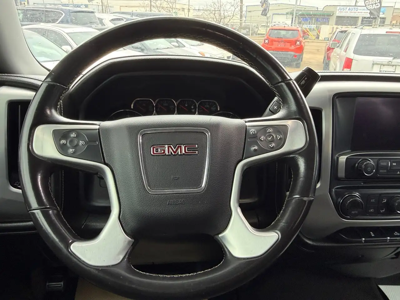 GMC Sierra 1500 снимка GMC Sierra 1500