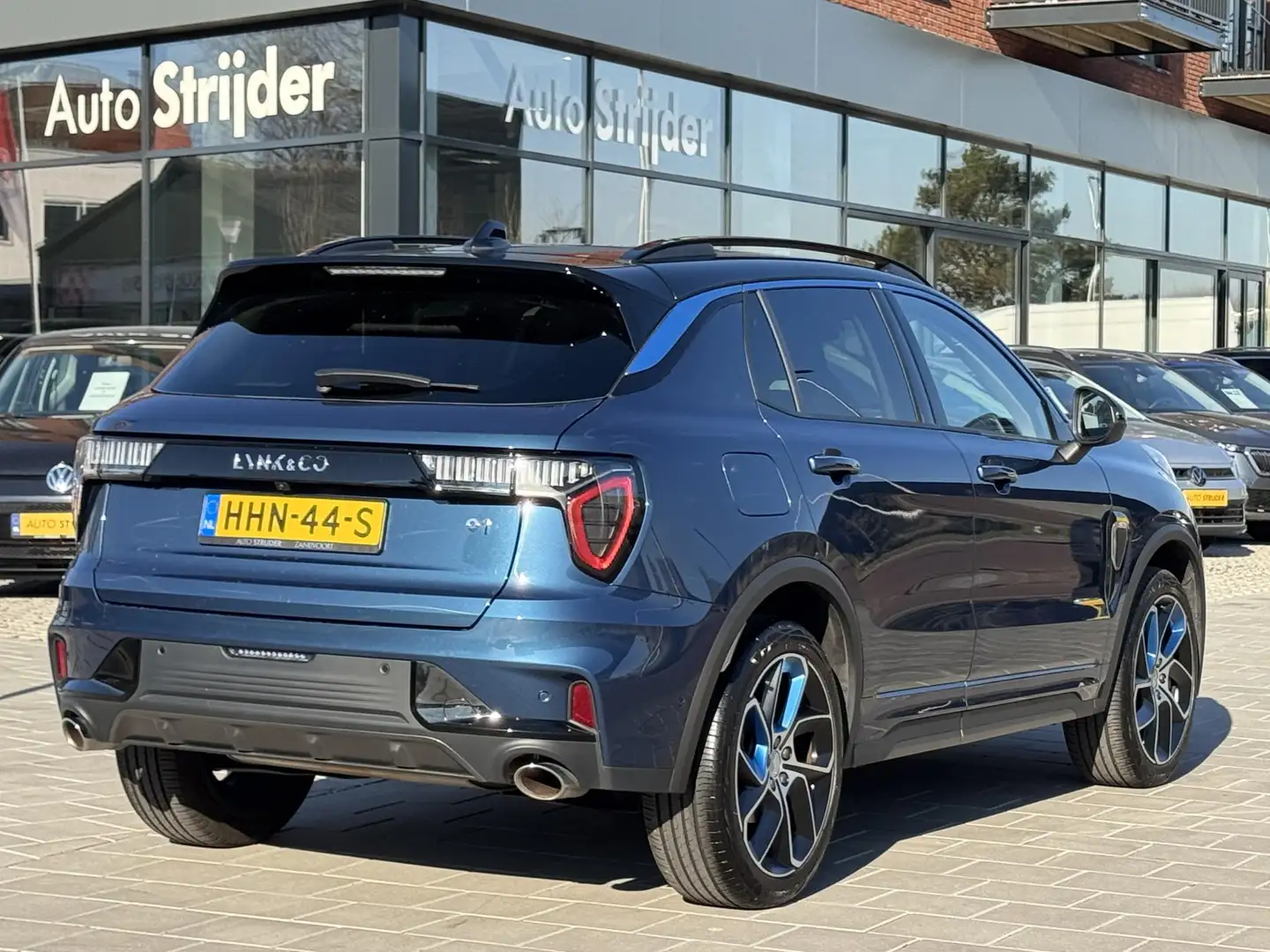 Lynk & Co 01 1.5 | hoger laadvermogen 6,6kW | PANO | 360 CAMERA Bleu - 2