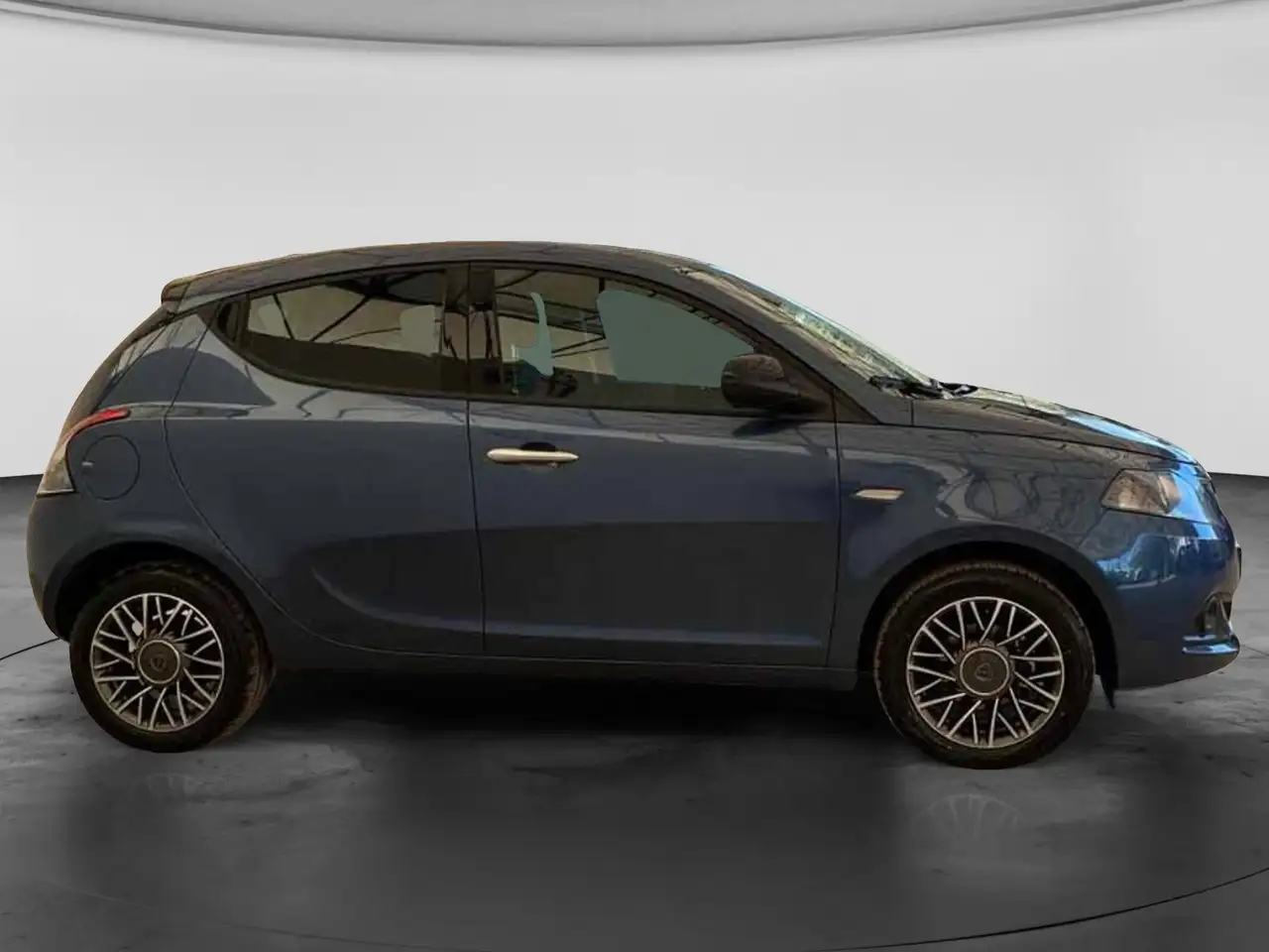 Lancia Ypsilon 2023