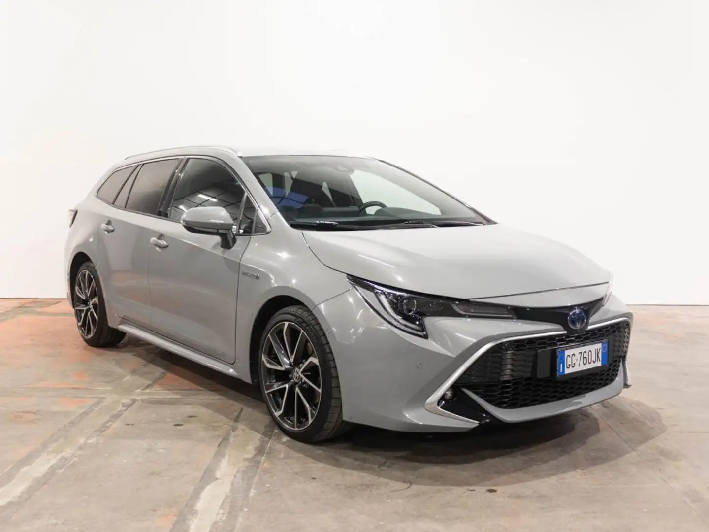 Toyota Corolla SW 2.0 Hybrid Lounge Grigio - 1