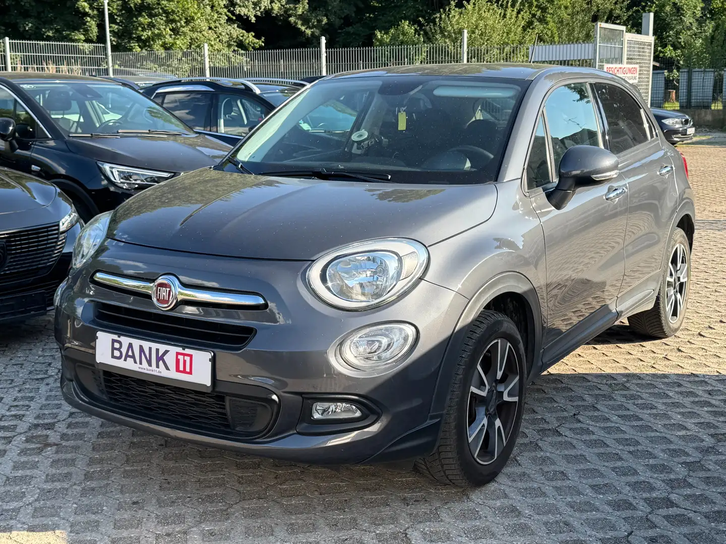 Fiat 500X 1,4i*Keyless*Sitzheizung*Navi*Klima Grau - 1