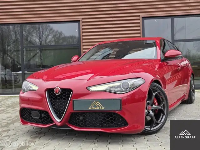 Alfa Romeo Giulia 2.0T Super 1e eigenaar Kleppensysteem|Bi Xenon| Ca