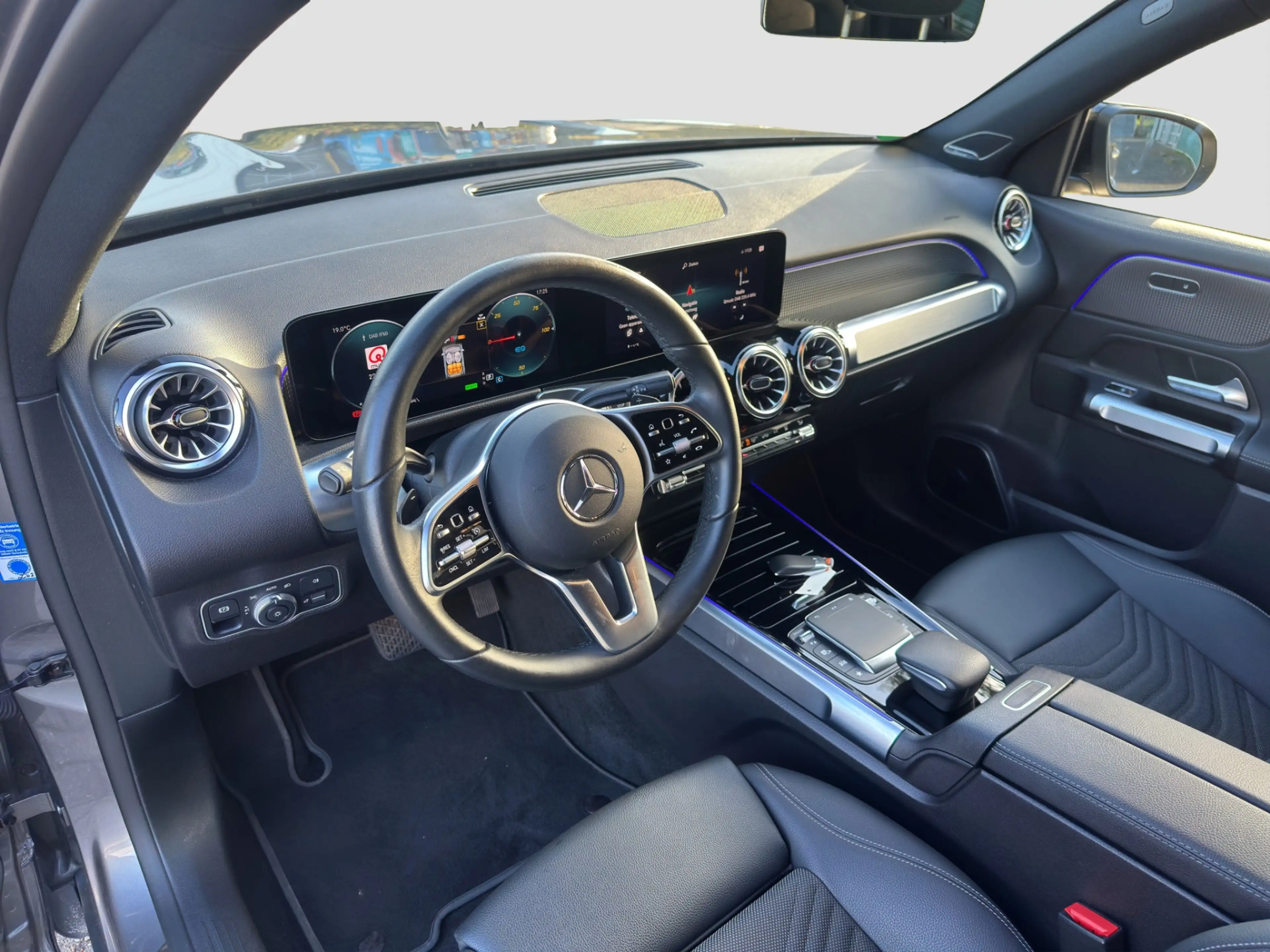 Mercedes-Benz EQB 250 Progressive 67 kWh — photo 3