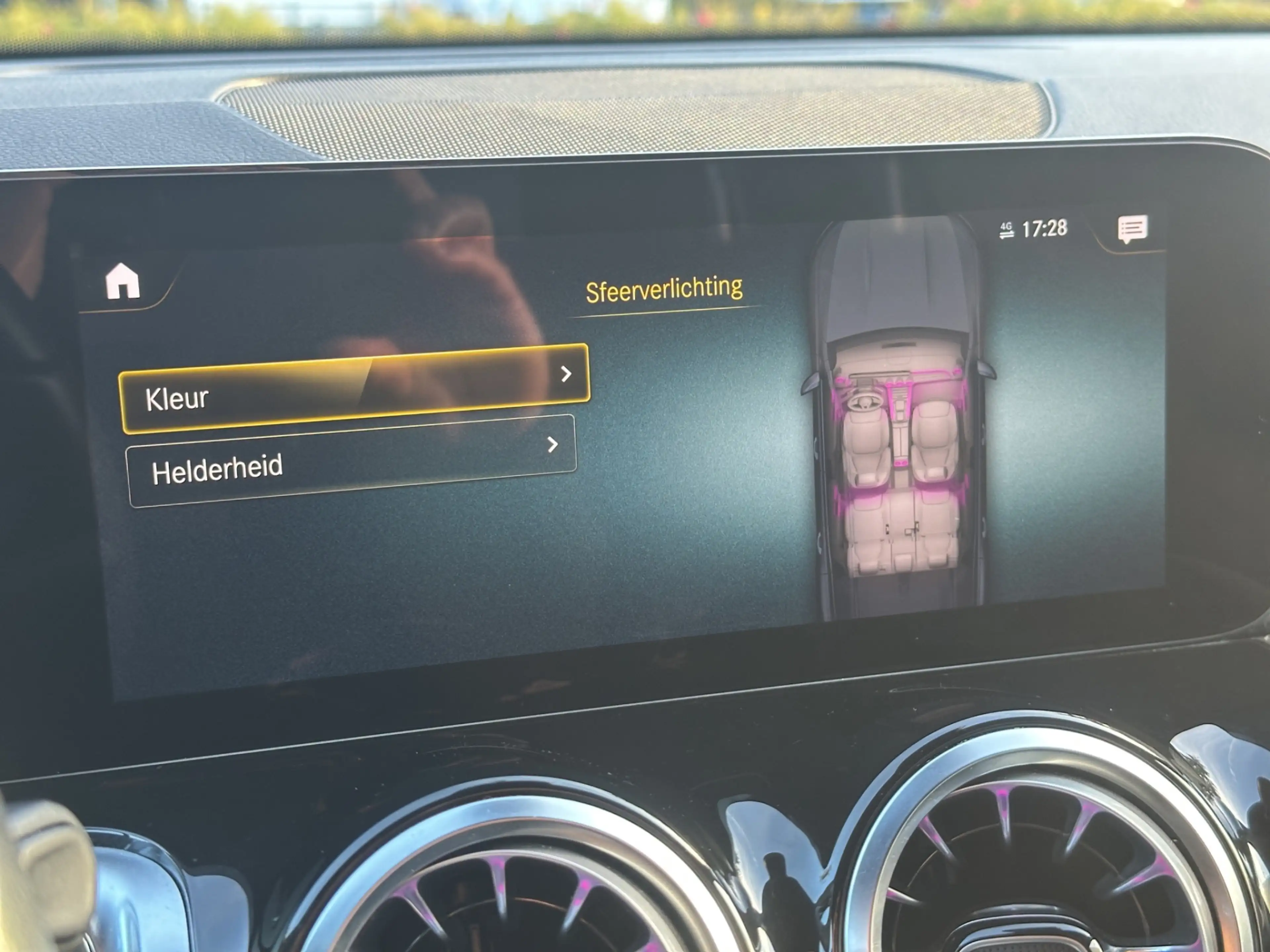 Mercedes-Benz EQB 250 Progressive 67 kWh — photo 15