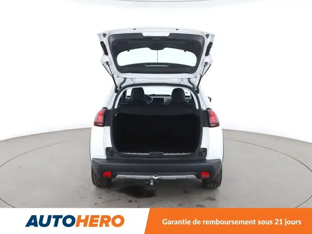 Peugeot 2008 view 16
