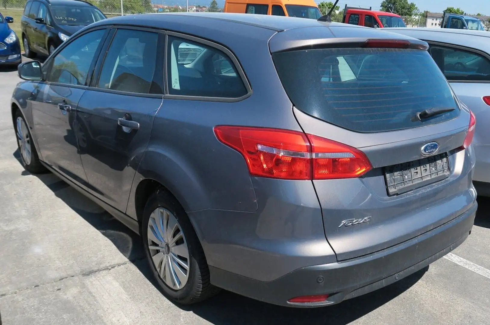 Ford Focus Turnier Trend / 1. Hand Braun - 2