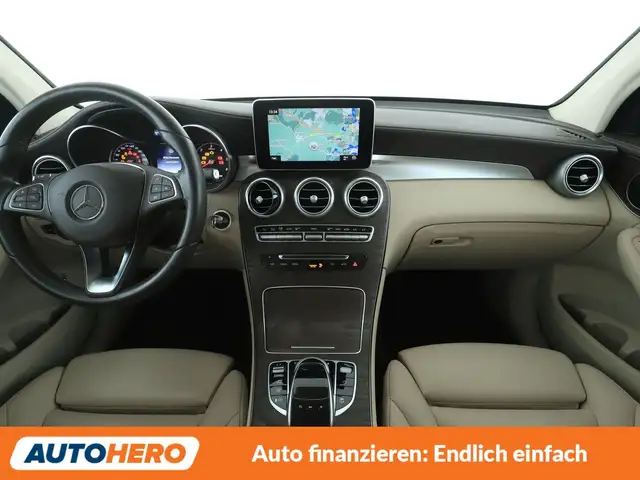 Mercedes-Benz GLC view 12