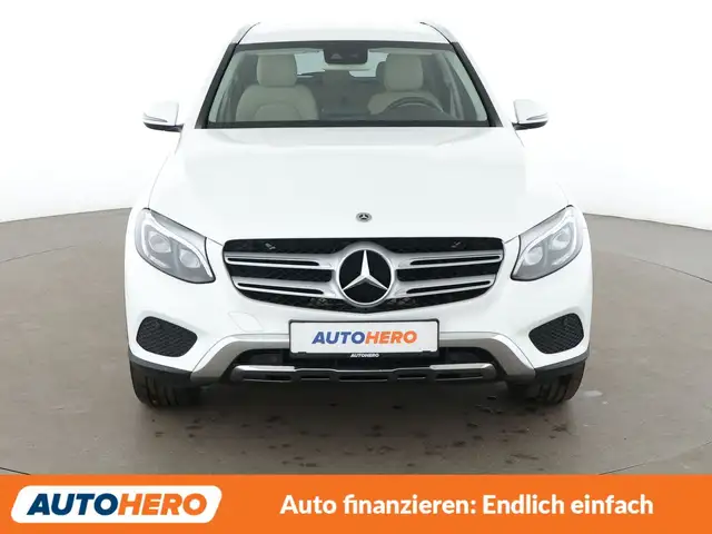 Mercedes-Benz GLC view 9