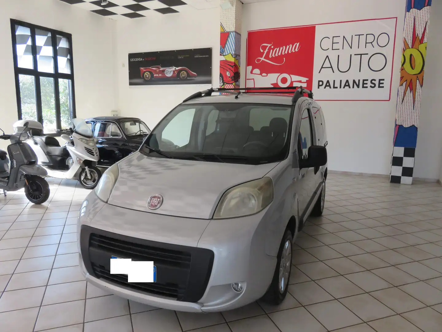 Fiat Qubo Qubo 1.3 mjt 16v Trekking E5+ Grijs - 2