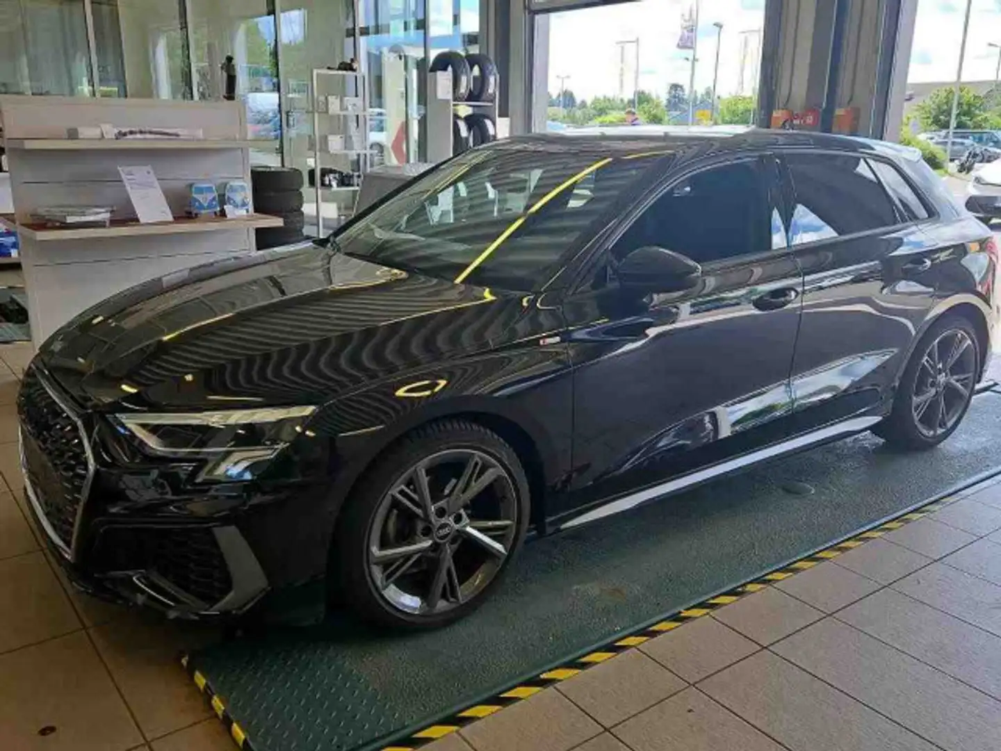 Audi A3 30 TDI 2x S LINE LED BuO LM18 KAMER Noir - 2