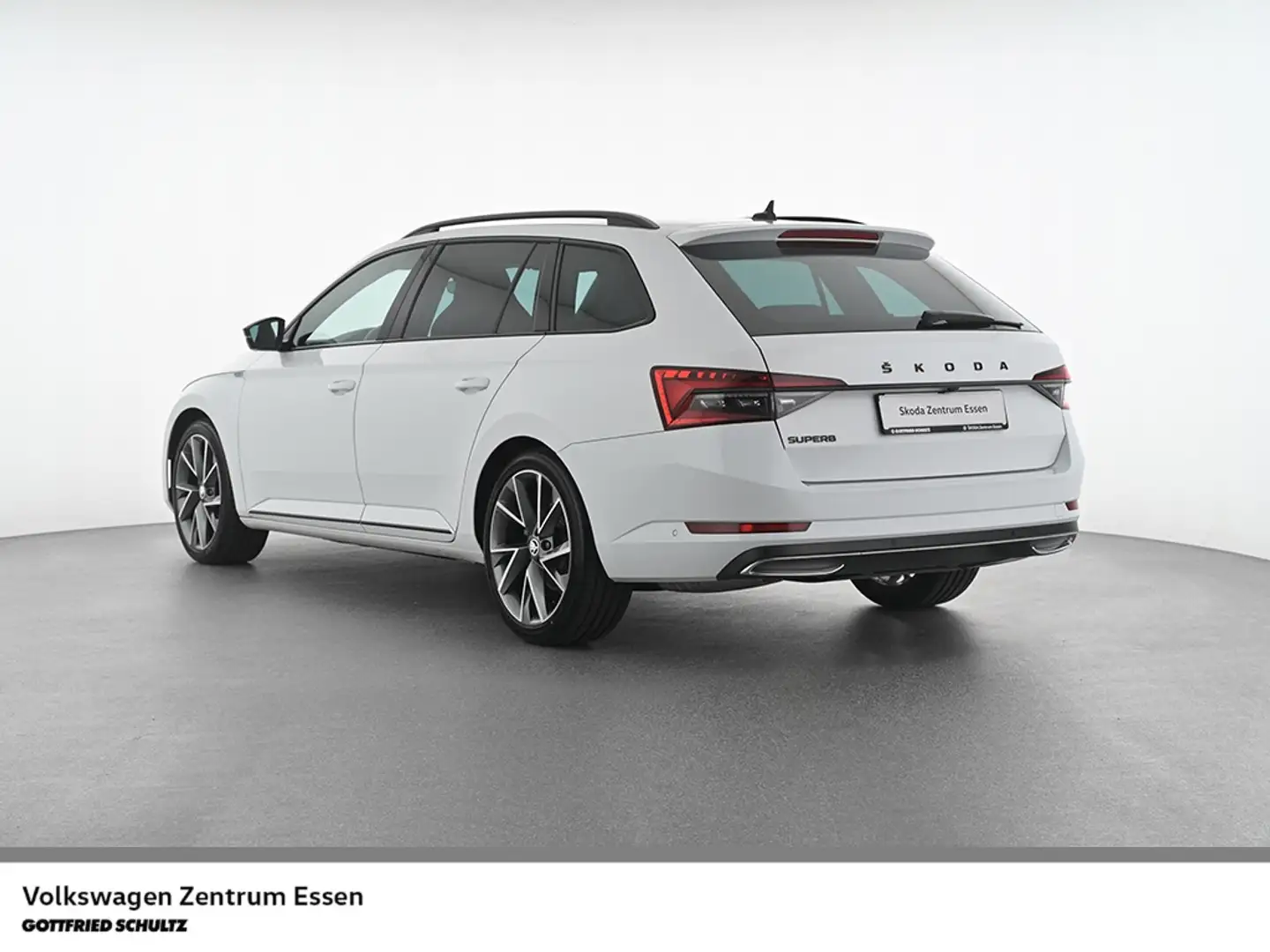 Skoda Superb Combi Sportline TDI DSG Matrix Columbus DCC AHK Weiß - 2