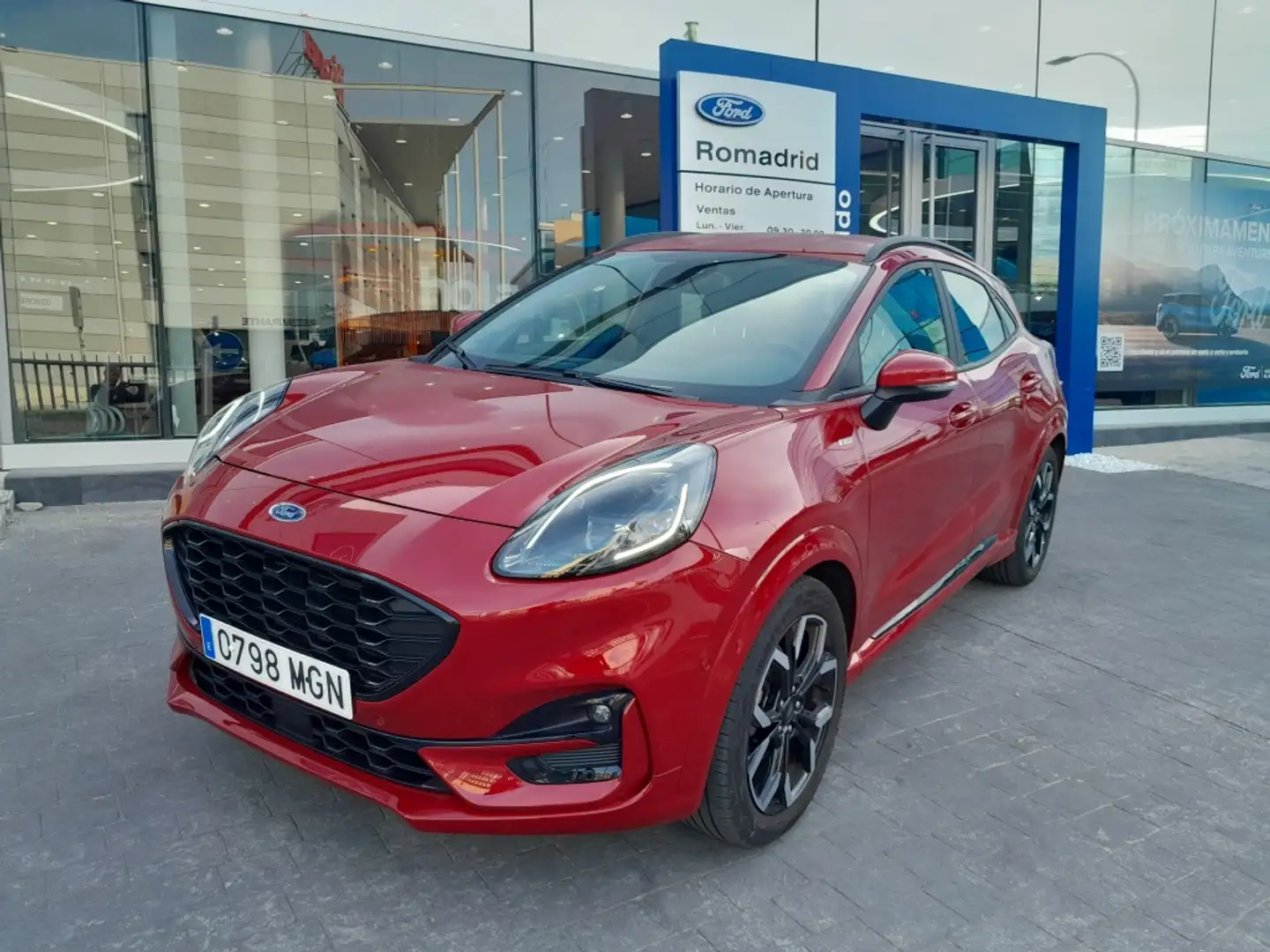 Ford Puma 1.0 EcoBoost MHEV ST-Line X 125 Rood - 1