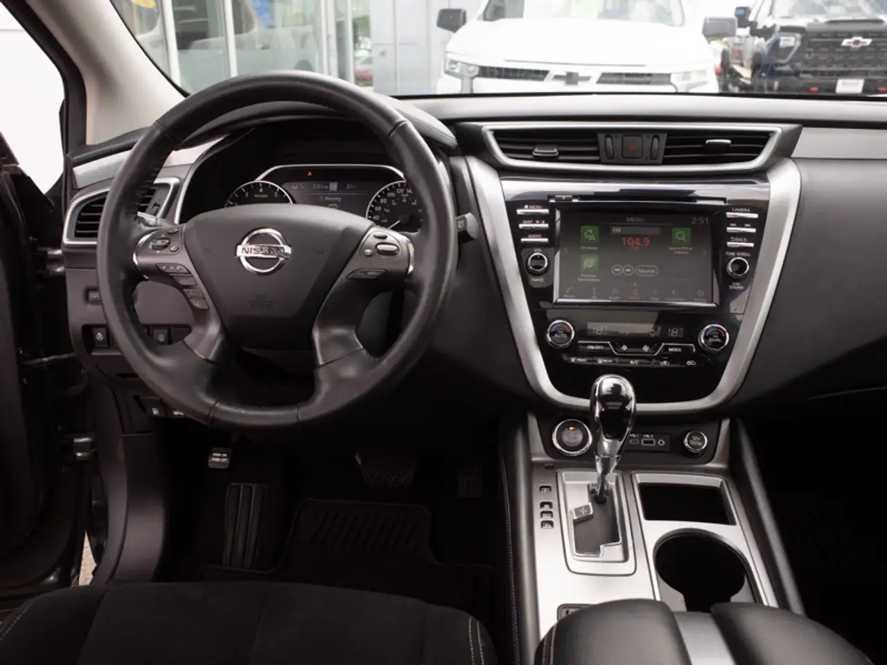 Nissan Murano fotografie Nissan Murano