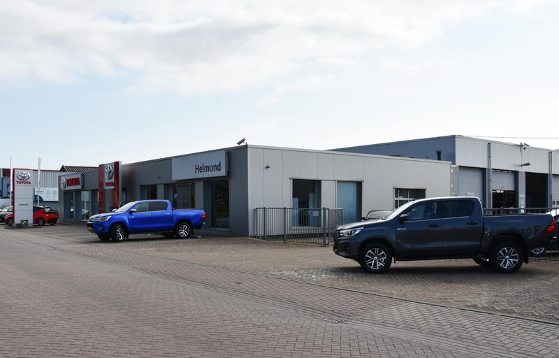 Toyota Corolla Cross 2.0 High Power Hybrid Launch Edition — photo 4
