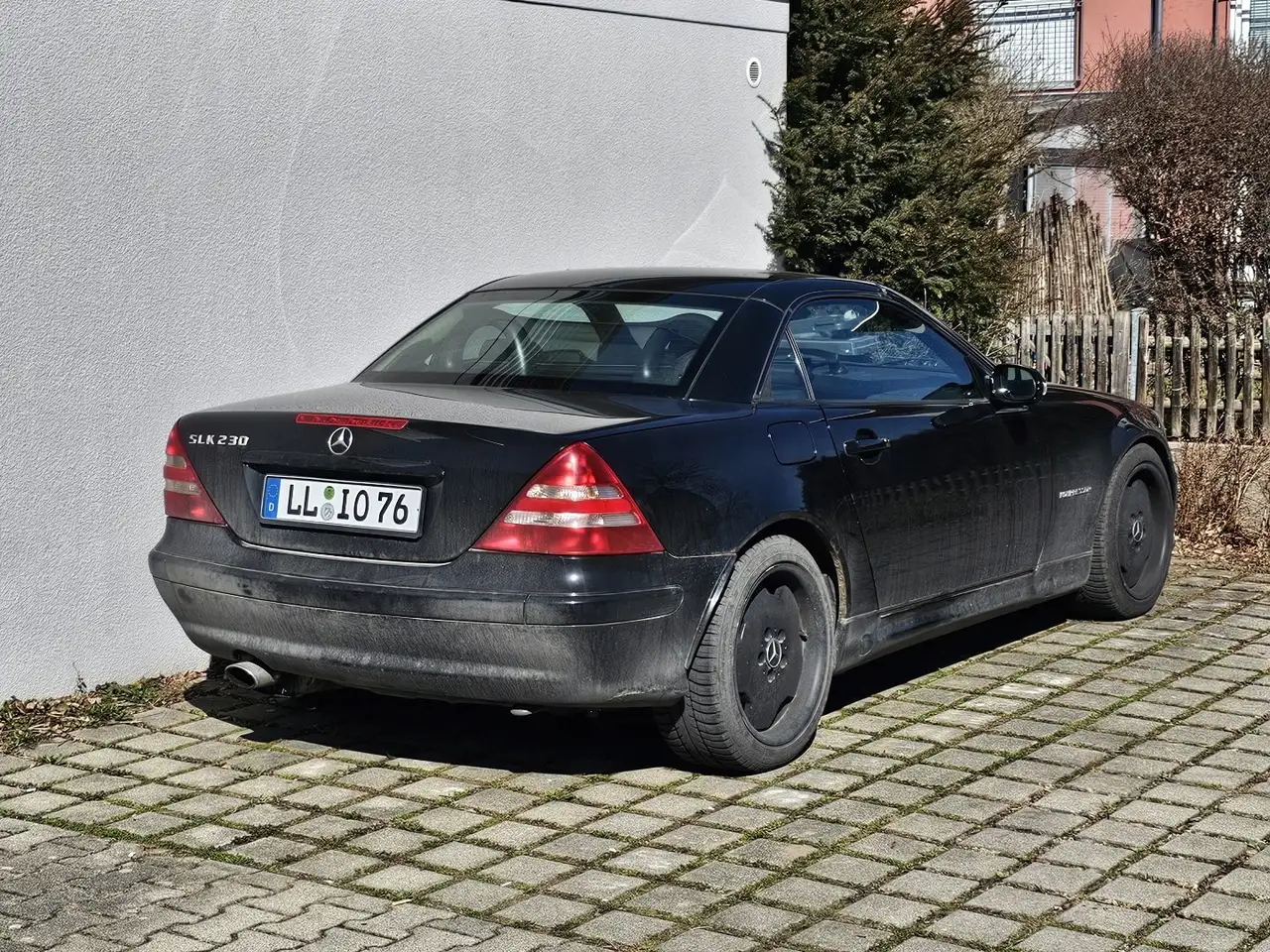 Mercedes-Benz SLK 230